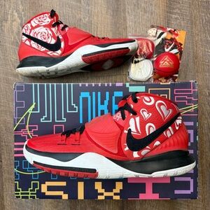 Nike Kyrie 6 x Sneaker Room Mom - Red